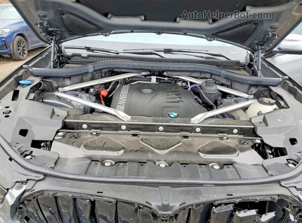 5UX33EX06R9S41334 2024 BMW X6 Gray Вид задньої частини салону