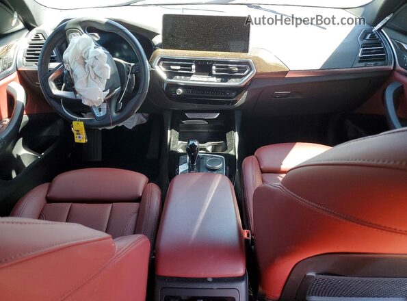 5UX43DP06N9N06133 2022 BMW X3 Белый Вид панели приборов