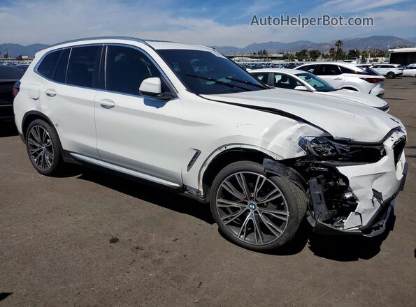 5UX43DP06N9N06133 2022 BMW X3 Белый Передняя правая четверть