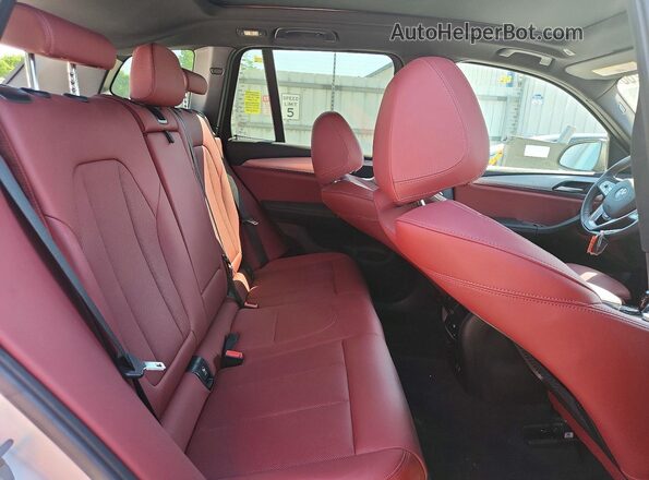 5UX43DP0XP9T17956 2023 BMW X3 Белый Вид задней части салона