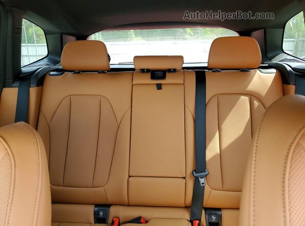 5UX43DP0XR9U71358 2024 BMW X3 Белый Вид задних сидений