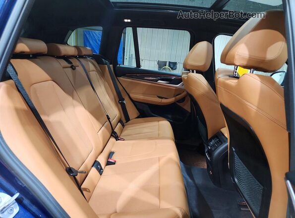 5UX53DP01R9W27369 2024 BMW X3 Синий Вид задней части салона