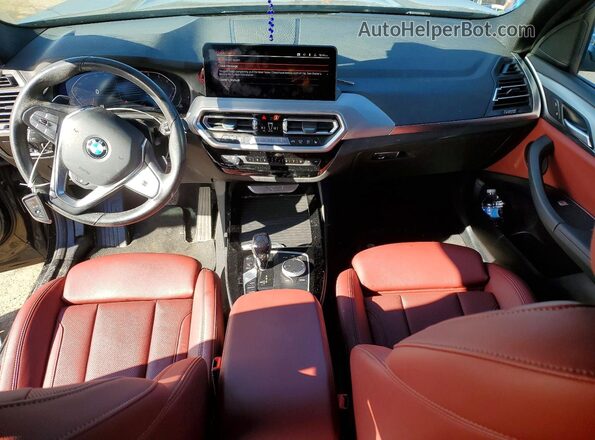 5UX53DP02N9K26388 2022 BMW X3 Black Widok deski rozdzielczej