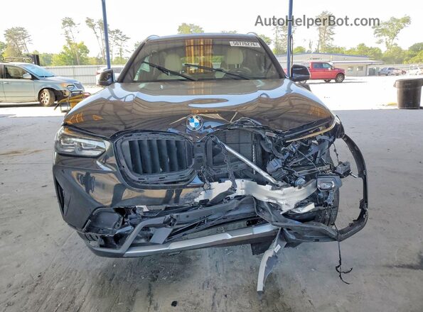 5UX53DP03R9V95556 2024 BMW X3 Черный Вид спереди