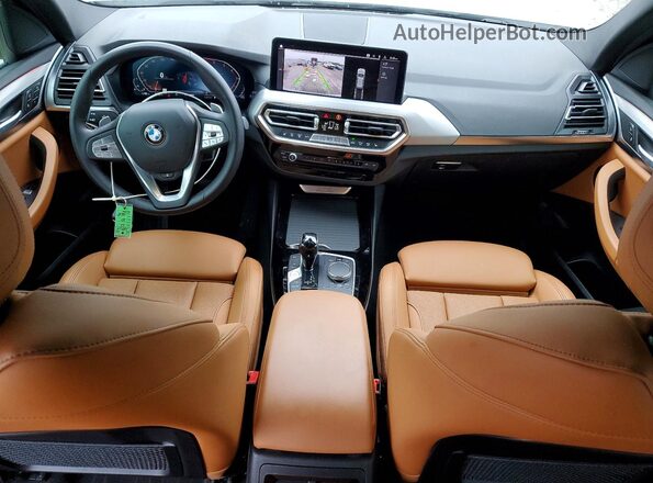 5UX53DP05P9R07535 2023 BMW X3 White Widok deski rozdzielczej