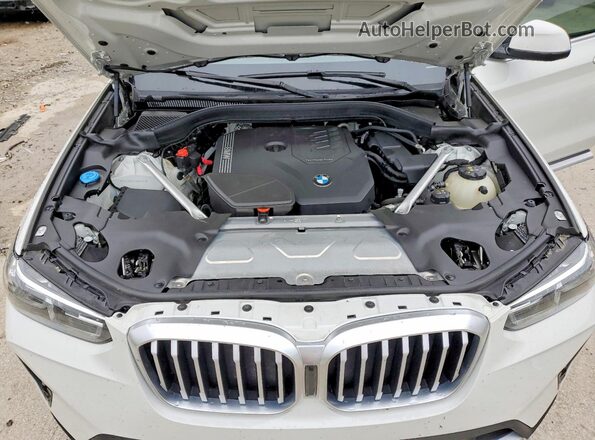 5UX53DP05P9R07535 2023 BMW X3 White Widok komory silnika