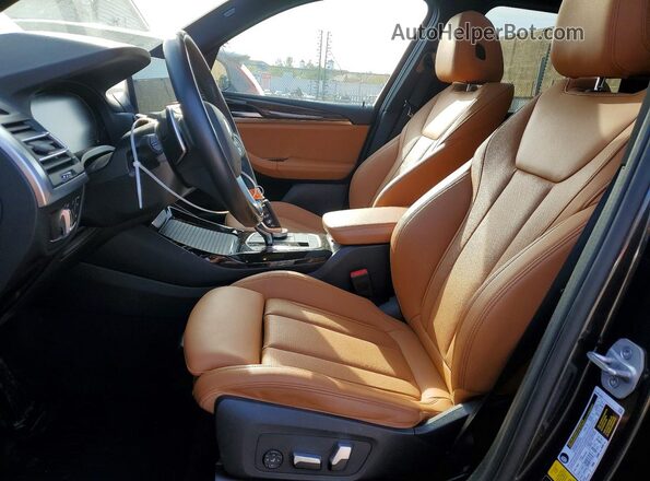 5UX53DP08R9T86734 2024 BMW X3 Gray Vista interior delantera