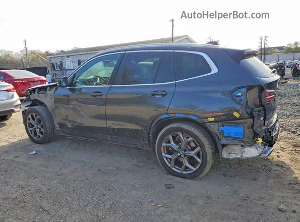 5UX53DP08R9T86734 2024 BMW X3 Gray Trasero izquierdo