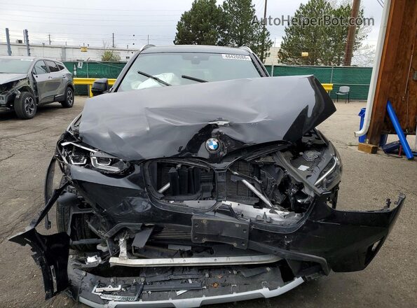 5UX53DP09N9J89436 2022 BMW X3 Black Widok z przodu