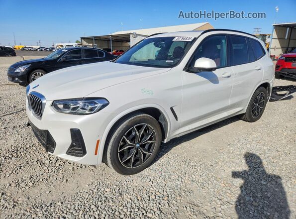 5UX53DP09R9W36790 2024 BMW X3 Белый Передняя левая четверть