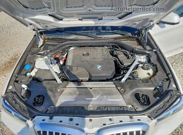 5UX53DP09R9W36790 2024 BMW X3 Белый Вид подкапотного пространства