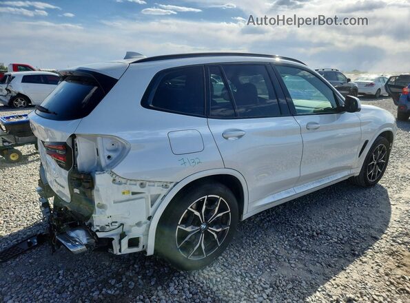 5UX53DP09R9W36790 2024 BMW X3 Белый Задняя правая четверть