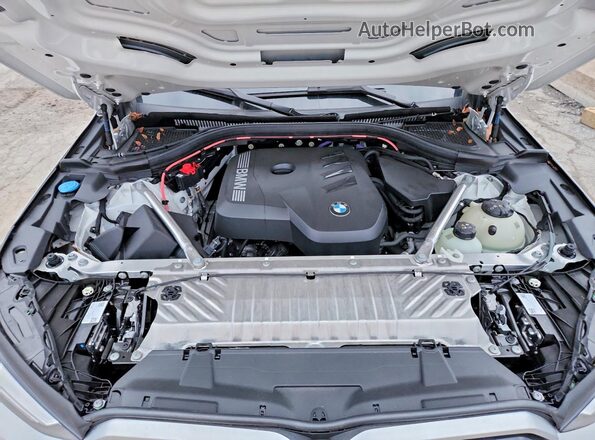 5UX53GP06S9073558 2025 BMW X3 White Widok komory silnika