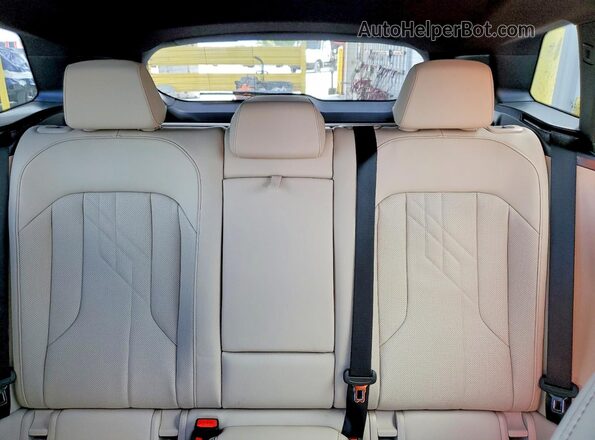 5UX53GP08T9160315 2026 BMW X3 Черный Вид задних сидений