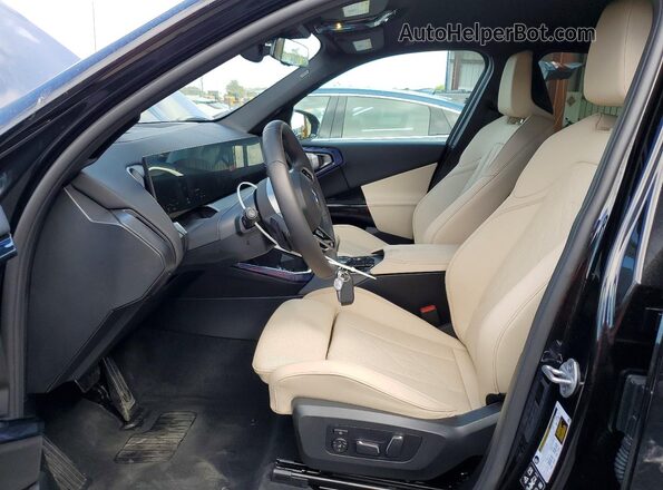 5UX53GP08T9160315 2026 BMW X3 Черный Вид салона спереди