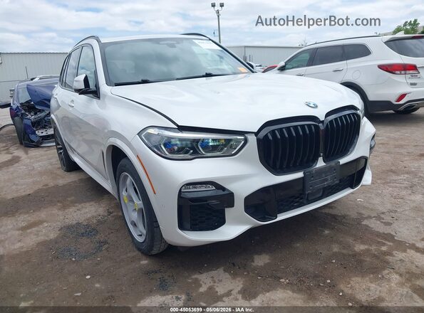 5UXCR4C01L9C02935 2020 BMW X5 White Przód prawy