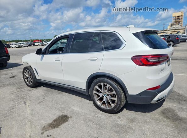 5UXCR4C01M9H71981 2021 BMW X5 White Trasero izquierdo
