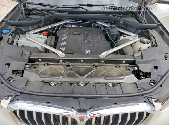 5UXCR6C01N9N14488 2022 BMW X5 Белый Вид подкапотного пространства