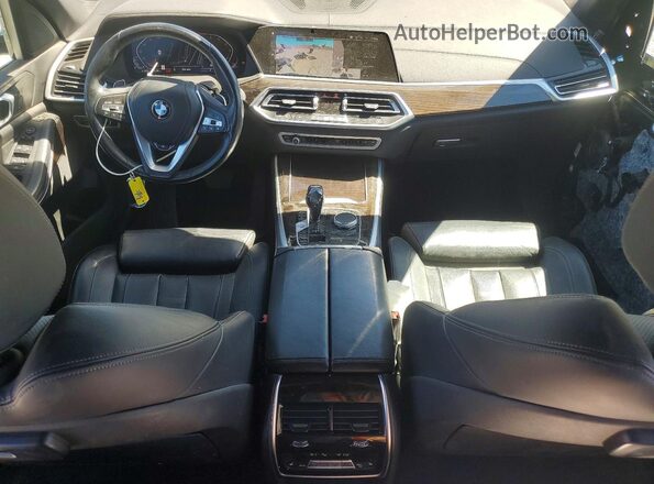 5UXCR6C06L9B26320 2020 BMW X5 Черный Вид панели приборов