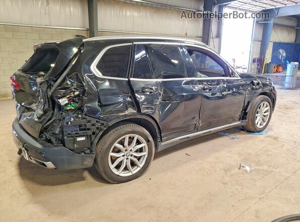 5UXCR6C06L9B54716 2020 BMW X5 Черный Задняя правая четверть