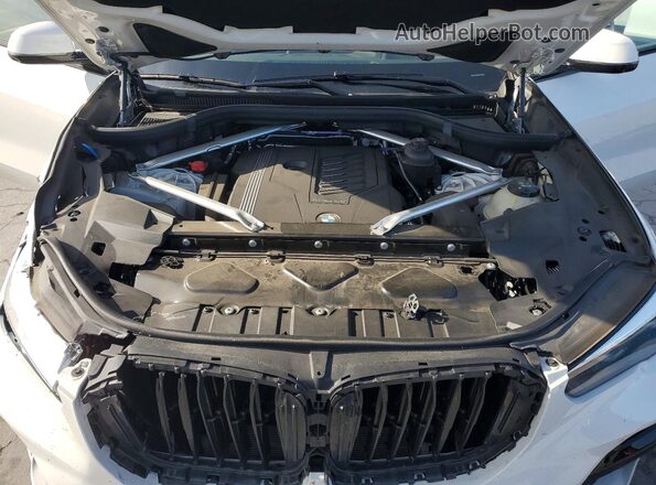 5UXCR6C0XP9R95148 2023 BMW X5 Белый Вид подкапотного пространства