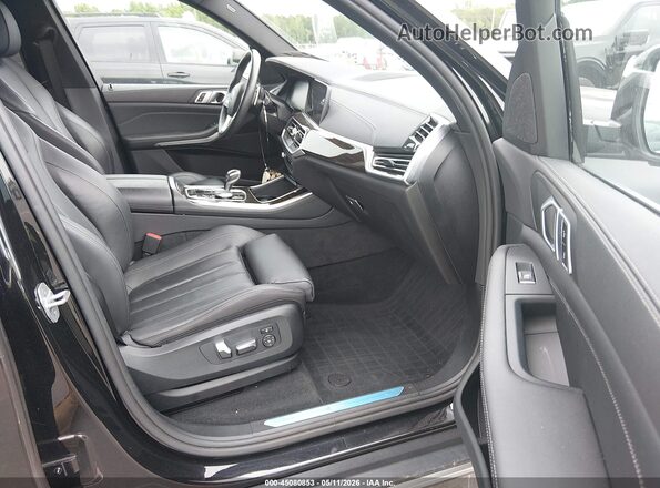 5UXCR6C51KLL38472 2019 BMW X5 Черный Вид салона спереди