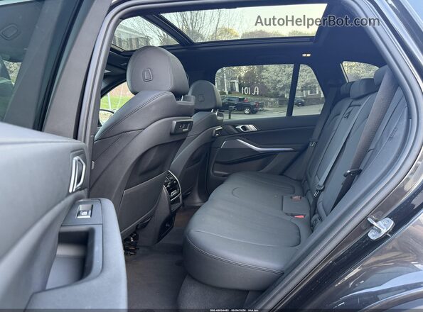 5UXCR6C52KLL26024 2019 BMW X5 Серый Вид задних сидений