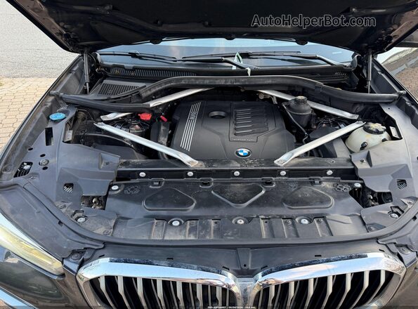 5UXCR6C52KLL26024 2019 BMW X5 Серый Вид подкапотного пространства
