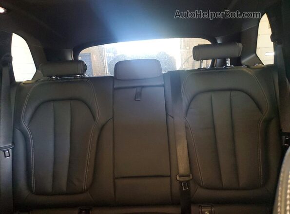 5UXCR6C53KLL08261 2019 BMW X5 Белый Вид задних сидений