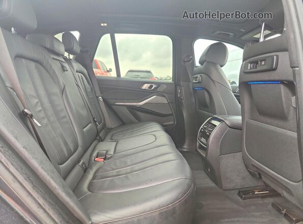 5UXCR6C54KLL08527 2019 BMW X5 Серый Вид задней части салона