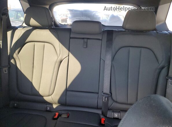 5UXCR6C55KLL12697 2019 BMW X5 Белый Вид задних сидений