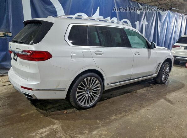 5UXCW2C01N9K38170 2022 BMW X7 White Rear right