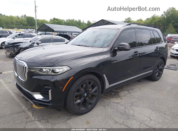 5UXCW2C02M9E41103 2021 BMW X7 Black Przód lewy