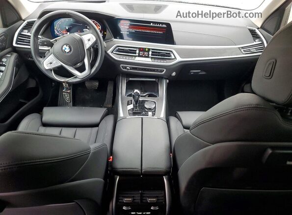 5UXCW2C02N9J84393 2022 BMW X7 Белый Вид панели приборов