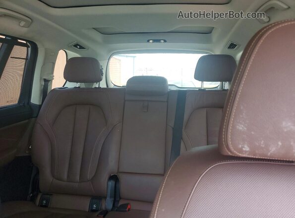5UXCW2C03L9A02507 2020 BMW X7 Black Вид задніх сидінь