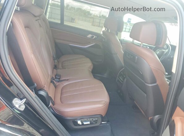 5UXCW2C03L9A02507 2020 BMW X7 Black Вид задньої частини салону