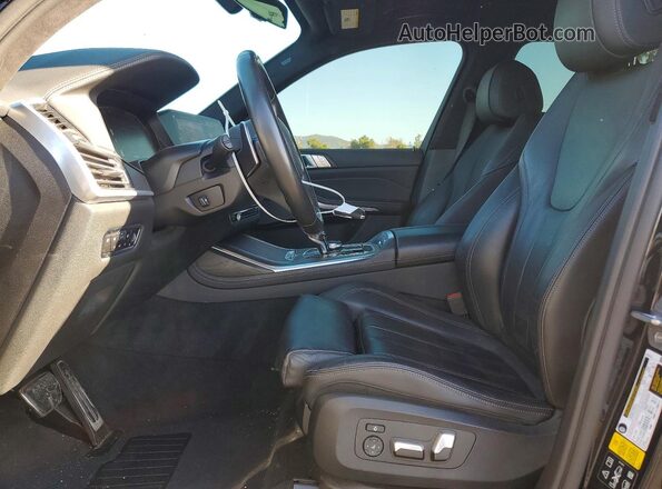 5UXCW2C04L9C37305 2020 BMW X7 Черный Вид салона спереди