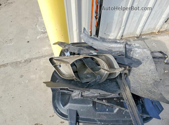 5UXCW2C06L9B40901 2020 BMW X7 Charcoal Vista de la etiqueta del VIN