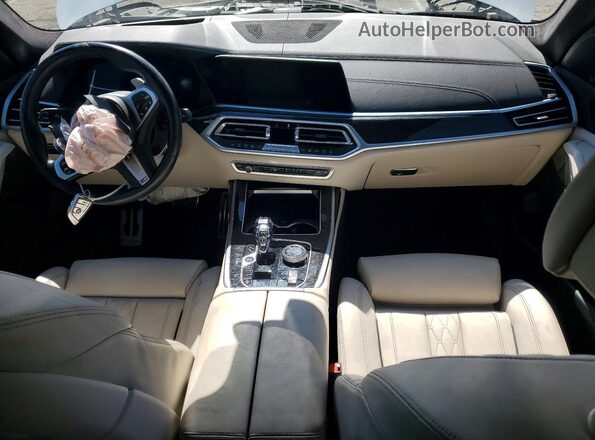 5UXCW2C07N9L11557 2022 BMW X7 White Vista del salpicadero