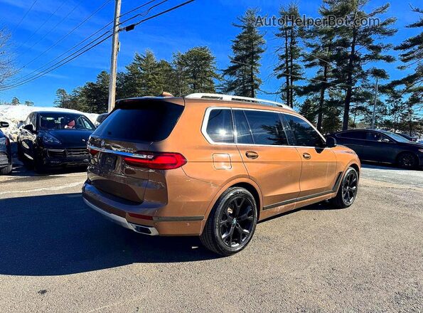 5UXCW2C09L9A00387 2020 BMW X7 Коричневый Задняя правая четверть