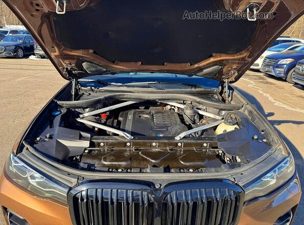 5UXCW2C09L9A00387 2020 BMW X7 Коричневый Вид панели приборов