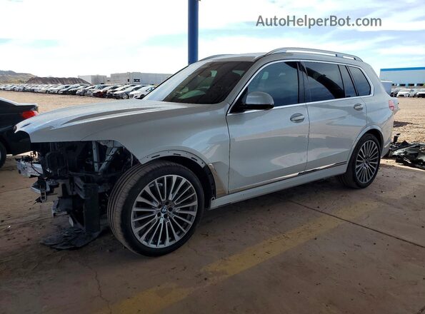 5UXCW2C09L9C68792 2020 BMW X7 White წინა მარცხენა ხედი სამი მეოთხედიდან