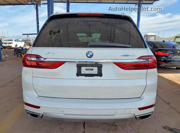 5UXCW2C09L9C68792 2020 BMW X7 White უკანა ხედი