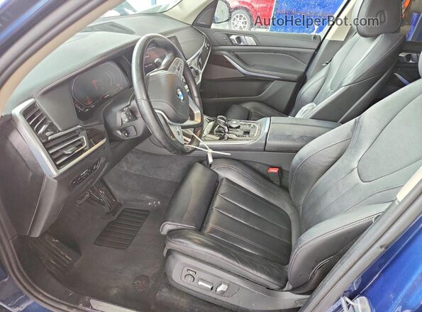 5UXCW2C0XL9B07254 2020 BMW X7 Blue Front interior view
