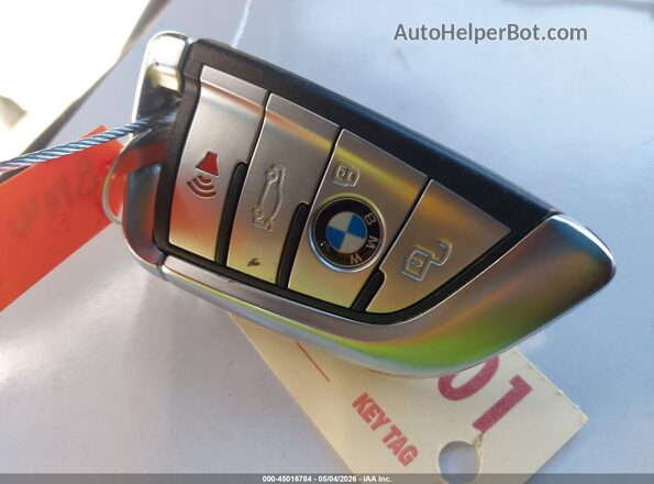 5UXCW2C0XN9J48726 2022 BMW X7 Черный Вид панели приборов