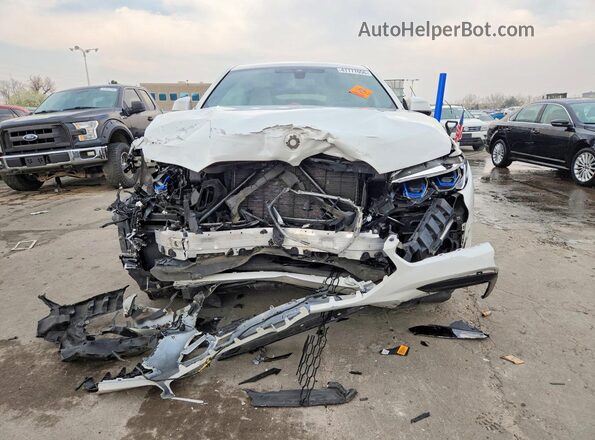5UXCY6C01M9F19890 2021 BMW X6 White Front view