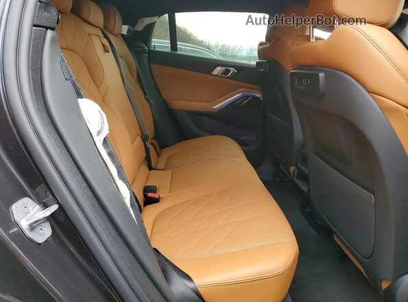 5UXCY6C02P9P88613 2023 BMW X6 Черный Вид задней части салона
