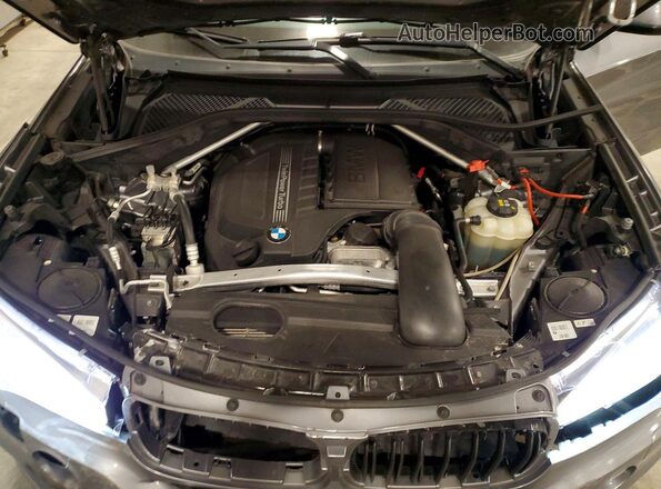 5UXKR0C52H0V49666 2017 BMW X5 Серый Вид подкапотного пространства