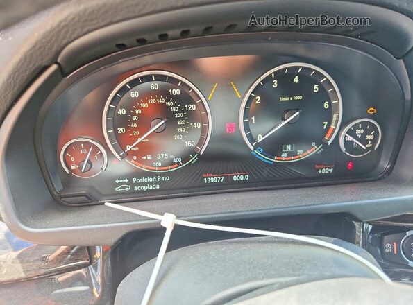 5UXKR0C54H0U52016 2017 BMW X5 Серый Вид щитка приборов