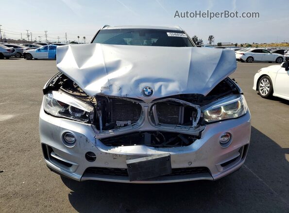 5UXKR2C58J0Z14045 2018 BMW X5 Серебряный Вид спереди